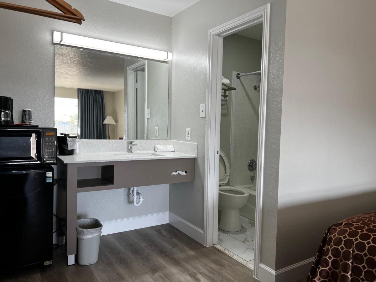 Regency Locanda Gatesville